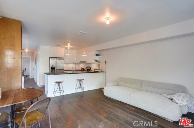 Detail Gallery Image 4 of 12 For 4121 4121 Shelburn, Los Angeles,  CA 90065 - 1 Beds | 1 Baths