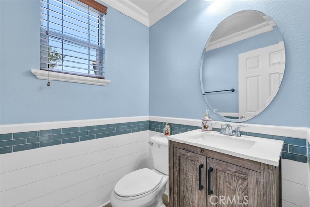 Detail Gallery Image 19 of 42 For 519 Cedarbrook Ln, Corona,  CA 92879 - 4 Beds | 2/1 Baths