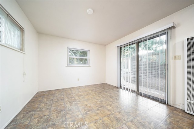 644 W 10th Street, Claremont CA: https://media.crmls.org/medias/4ad75221-2d23-4a55-aea3-86f47d9d28c5.jpg