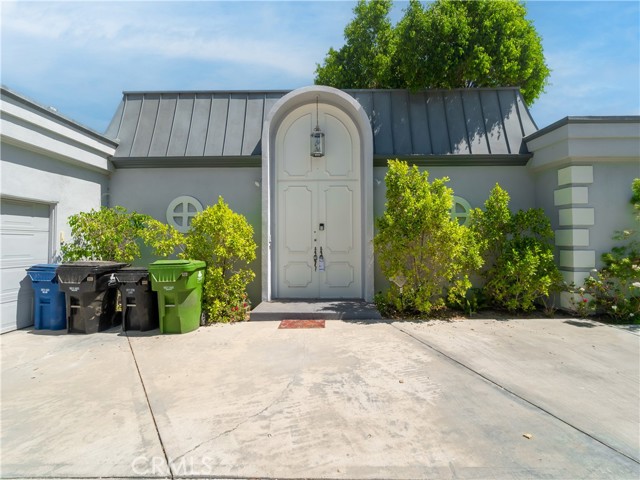 20193 Adele Drive, Woodland Hills CA: https://media.crmls.org/medias/4ad7b0e4-c28c-49f8-b822-1708d2c116ab.jpg