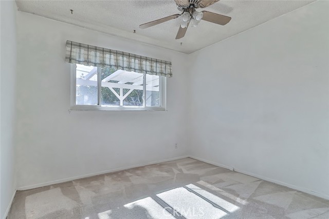 Detail Gallery Image 15 of 34 For 2212 Cordero Ave, Simi Valley,  CA 93065 - 3 Beds | 1/1 Baths
