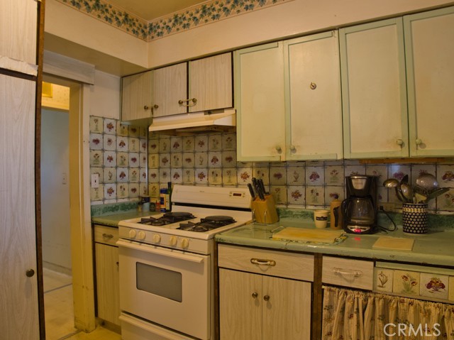 Detail Gallery Image 15 of 34 For 8814 Longden, Temple City,  CA 91780 - 5 Beds | 2 Baths