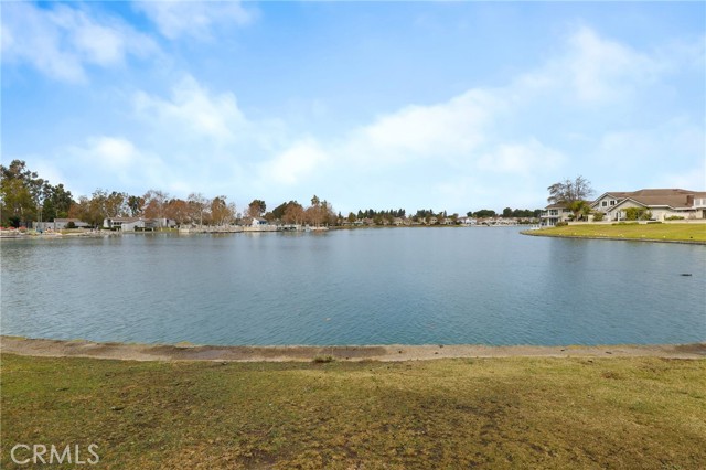 226 Greenmoor, Irvine CA: https://media.crmls.org/medias/4ad8d79a-aa38-4b3b-85c6-7b52a1db3981.jpg