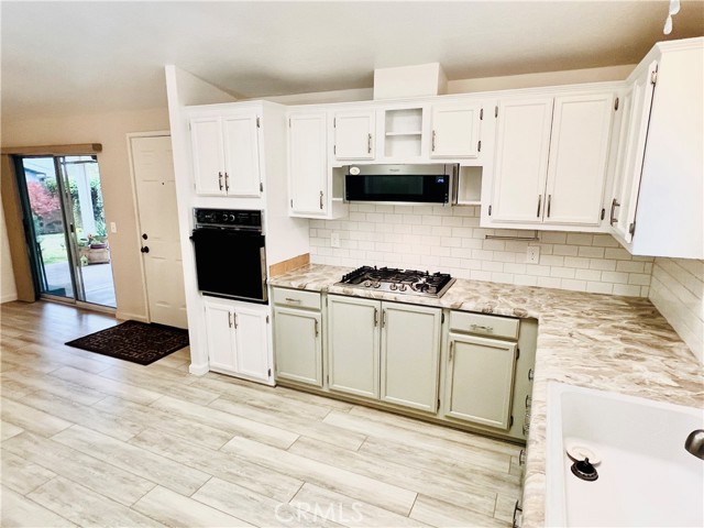 Detail Gallery Image 14 of 27 For 2050 Springfield #213,  Chico,  CA 95928 - 2 Beds | 2 Baths