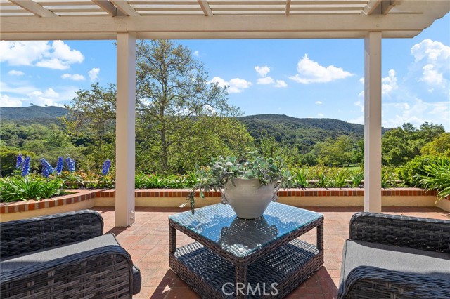 29122 Laurel Valley Drive, Vista CA: https://media.crmls.org/medias/4ad974dc-5f02-4bdb-acdf-e44af0a350b6.jpg