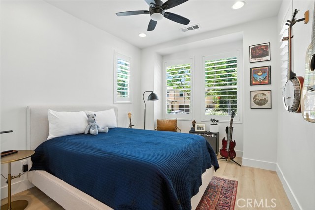 12 Rastro Street, Rancho Mission Viejo CA: https://media.crmls.org/medias/4ad9b14a-382e-4f74-bf18-f152720e76a5.jpg