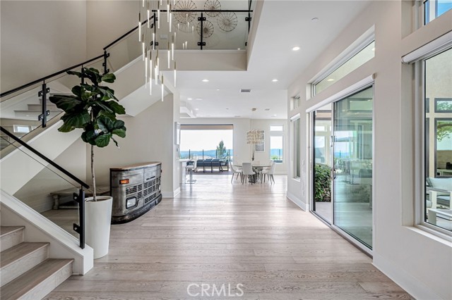 Detail Gallery Image 7 of 71 For 20532 W Birmingham Way, Porter Ranch,  CA 91326 - 4 Beds | 4/1 Baths