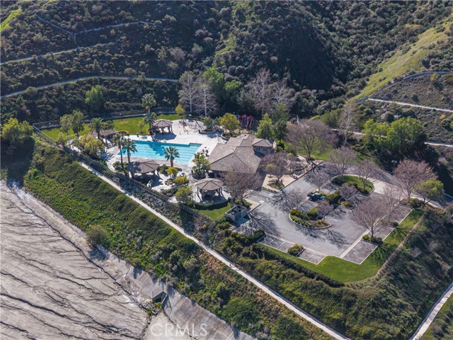 Detail Gallery Image 59 of 65 For 17023 Strawberry Pine Ct, Canyon Country,  CA 91387 - 4 Beds | 4 Baths