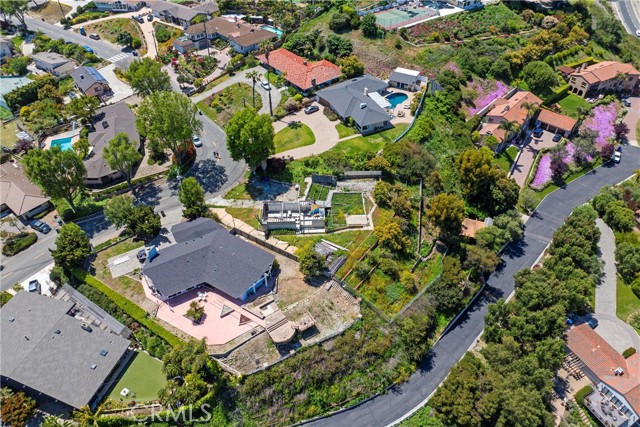 27691 Eastvale Road, Palos Verdes Peninsula CA: https://media.crmls.org/medias/4ada9107-8df9-4fc9-a93f-3deb5da2dece.jpg