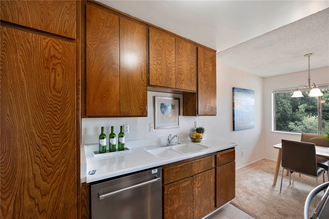 Detail Gallery Image 13 of 33 For 12200 Montecito Rd #B322,  Seal Beach,  CA 90740 - 1 Beds | 1 Baths