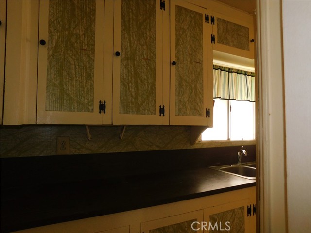 10852 Otsego Street, North Hollywood CA: https://media.crmls.org/medias/4adbdbe1-dcb0-443c-8ab6-d885085dcf08.jpg