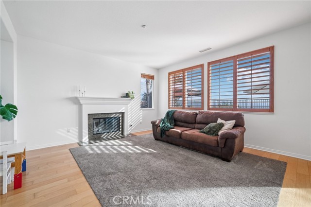 Detail Gallery Image 14 of 75 For 29301 Henderson Ln, Highland,  CA 92346 - 4 Beds | 2/1 Baths