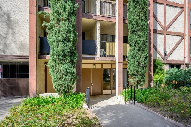 Detail Gallery Image 19 of 23 For 65 N Allen Ave #109,  Pasadena,  CA 91106 - 2 Beds | 2 Baths