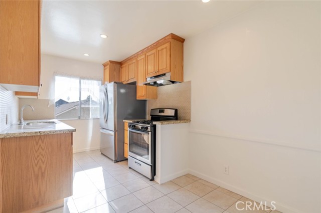 Detail Gallery Image 9 of 19 For 1128 N Edgemont St #6,  Los Angeles,  CA 90029 - 1 Beds | 1 Baths