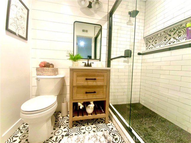2416 Hialeah Circle, Norco CA: https://media.crmls.org/medias/4adea378-101c-4222-9233-cc7d12e2294c.jpg