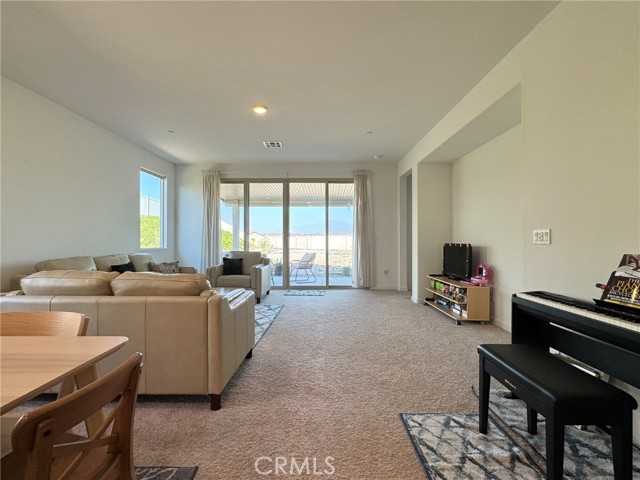 Detail Gallery Image 11 of 33 For 11418 Sheridan Way, Beaumont,  CA 92223 - 3 Beds | 2 Baths