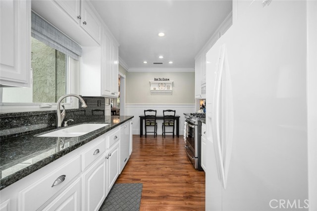 Detail Gallery Image 21 of 51 For 2813 Albury Ave, Long Beach,  CA 90815 - 3 Beds | 2 Baths