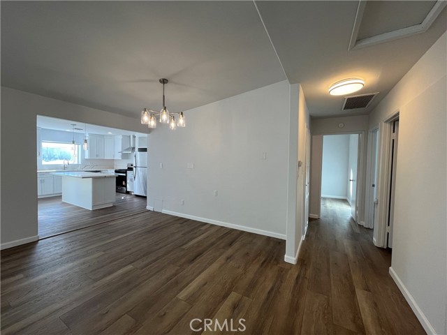 Detail Gallery Image 4 of 16 For 18708 Keswick, Reseda,  CA 91335 - 3 Beds | 2 Baths