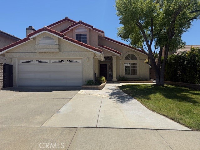 Detail Gallery Image 2 of 21 For 22312 Oxford Ln, Saugus,  CA 91350 - 4 Beds | 3 Baths