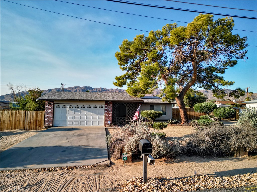 72547 Sunnyslope Drive