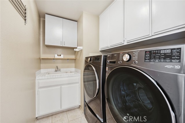 24805 Morning Mist Drive, Moreno Valley CA: https://media.crmls.org/medias/4ae097b4-8a8d-4566-b96a-176c43750640.jpg