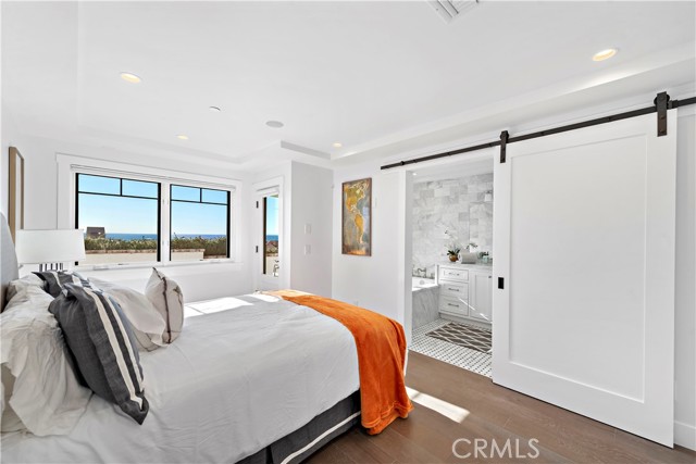 Detail Gallery Image 23 of 61 For 154 Pearl St, Laguna Beach,  CA 92651 - 3 Beds | 3 Baths