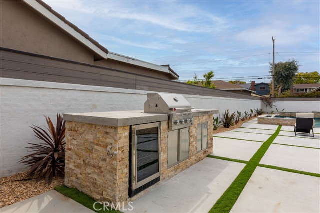 Detail Gallery Image 58 of 75 For 3841 Pacific Ave, Long Beach,  CA 90807 - 5 Beds | 5 Baths