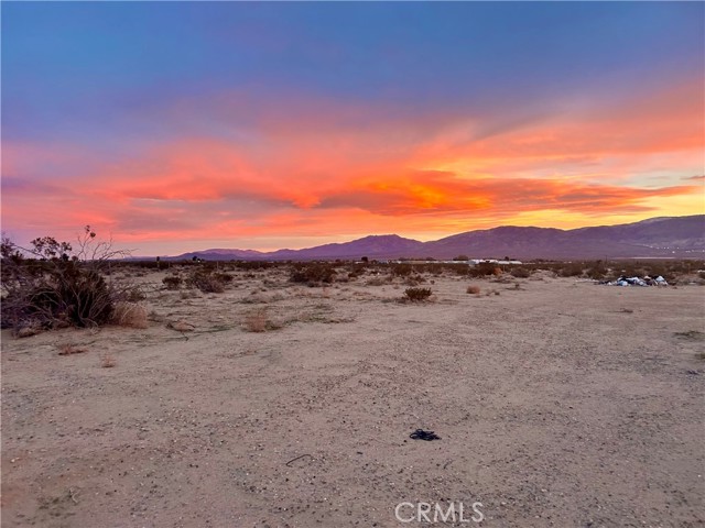 Detail Gallery Image 3 of 3 For 40 Rodeo, Lucerne Valley,  CA 92356 - – Beds | – Baths