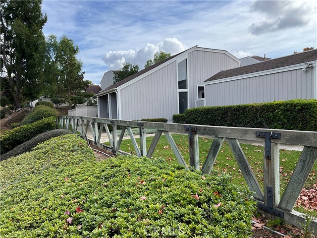 Detail Gallery Image 11 of 49 For 2 Autumn Hill Ln, Laguna Hills,  CA 92653 - 3 Beds | 1/1 Baths