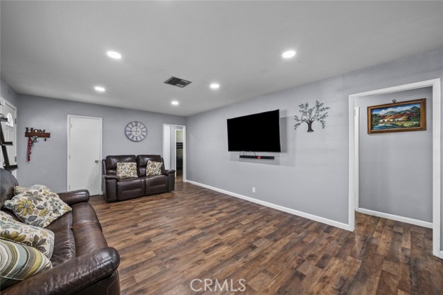 Detail Gallery Image 26 of 42 For 506 E Lingard St, Lancaster,  CA 93535 - 4 Beds | 2 Baths