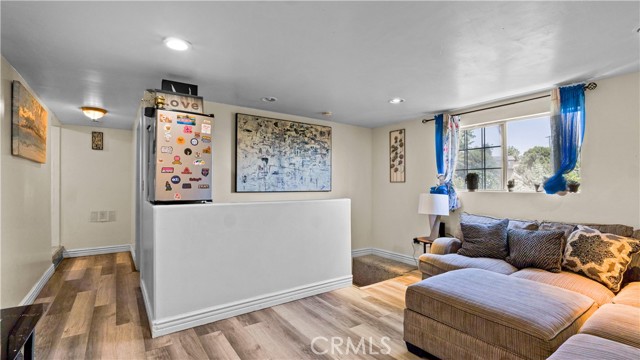 1178 Buelah Avenue, Los Angeles CA: https://media.crmls.org/medias/4ae35b3f-6611-40ad-ac32-421ea511921e.jpg