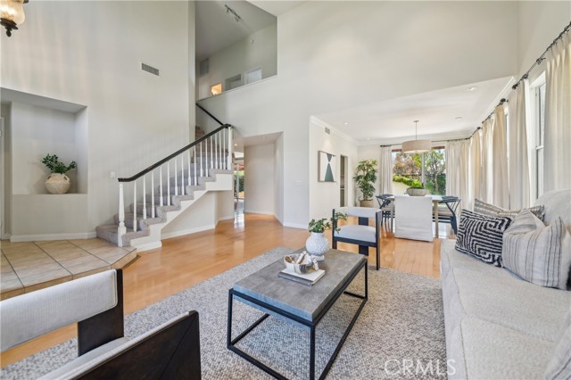 Detail Gallery Image 6 of 49 For 2302 San Leandro, Tustin,  CA 92782 - 4 Beds | 2/1 Baths