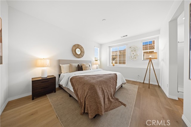 7133 Montecito Lane, Eastvale CA: https://media.crmls.org/medias/4ae3c07a-2079-40ad-b0c6-94b8a89c6c23.jpg