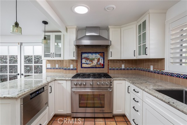 Detail Gallery Image 11 of 44 For 306 Avenida Monterey, San Clemente,  CA 92672 - 4 Beds | 2 Baths