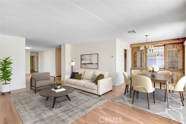 Detail Gallery Image 4 of 25 For 2590 Silver Oak Way, Hemet,  CA 92545 - 2 Beds | 2 Baths