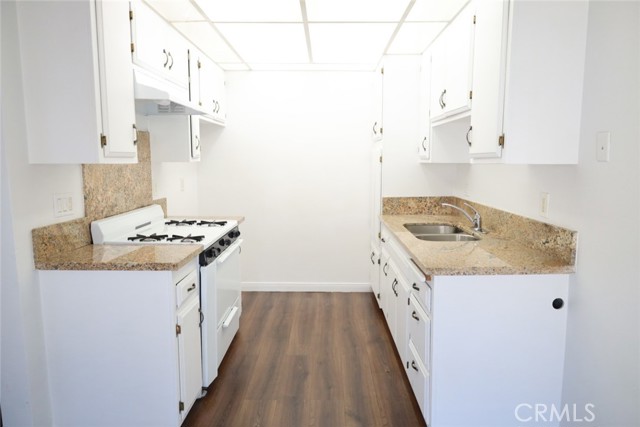 Detail Gallery Image 13 of 21 For 2561 E Ward Terrace, Anaheim,  CA 92806 - – Beds | – Baths