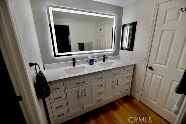 2nd Bathroom New 2 sink Vanity