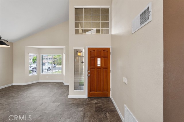 23573 Spindle Way, Murrieta CA: https://media.crmls.org/medias/4ae4fefe-fb71-486b-a38d-cde1bd5399e6.jpg