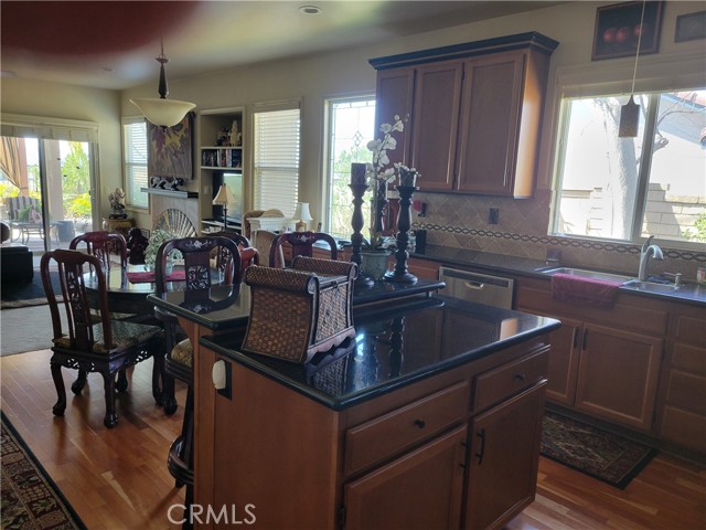 27869 Panorama Hills Drive, Menifee CA: https://media.crmls.org/medias/4ae5b8c6-d8de-4663-a102-f89e36cb95ac.jpg