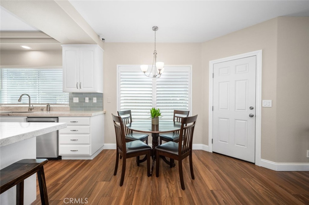 4ae61d38 02df 441c A41e 8f20f1612725