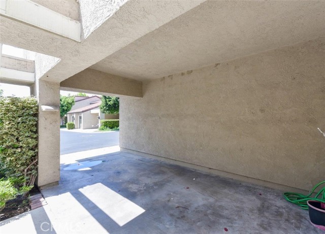 Detail Gallery Image 3 of 34 For 143 Stanford Ct #36,  Irvine,  CA 92612 - 2 Beds | 2/1 Baths