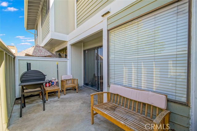 Detail Gallery Image 38 of 54 For 27123 Crossglade Ave #4,  Canyon Country,  CA 91351 - 2 Beds | 2 Baths