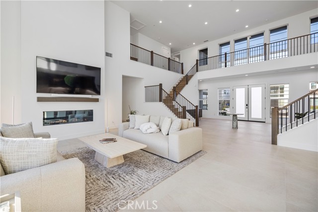 Image 18 of 68 For 24152 West Corte Ala