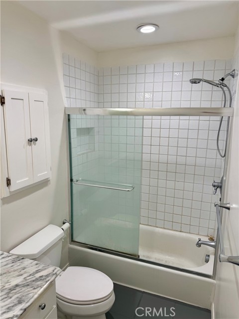 1707 Pacific Coast, Hermosa Beach CA: https://media.crmls.org/medias/4ae93c1c-843e-42d1-be25-67a519213e6c.jpg
