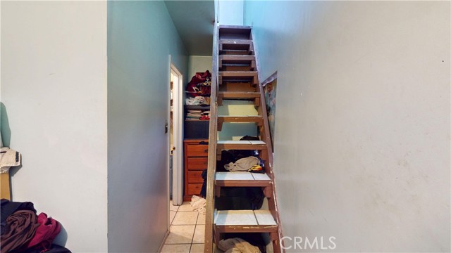 1726 E 47th Street, Los Angeles CA: https://media.crmls.org/medias/4ae99939-b70c-4487-937b-b2599f31fc47.jpg
