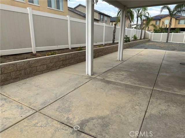 13165 Samilin Circle, Eastvale CA: https://media.crmls.org/medias/4aea5e6a-f2e6-4555-be53-7f5959dc18dd.jpg