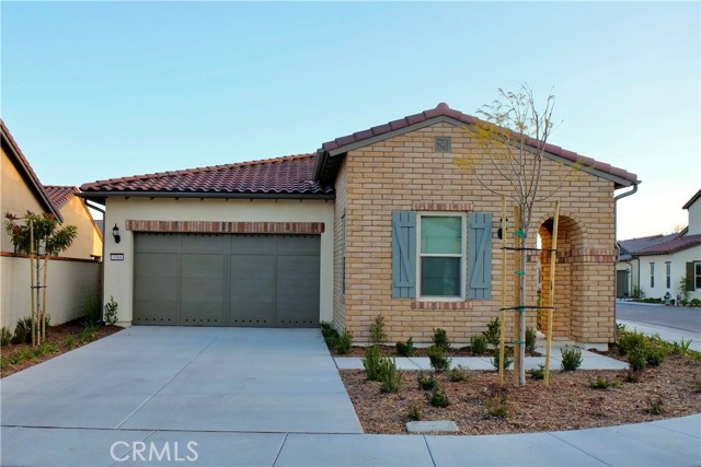 Detail Gallery Image 2 of 16 For 3368 Calle Luna Nueva, Brea,  CA 92823 - 2 Beds | 2 Baths