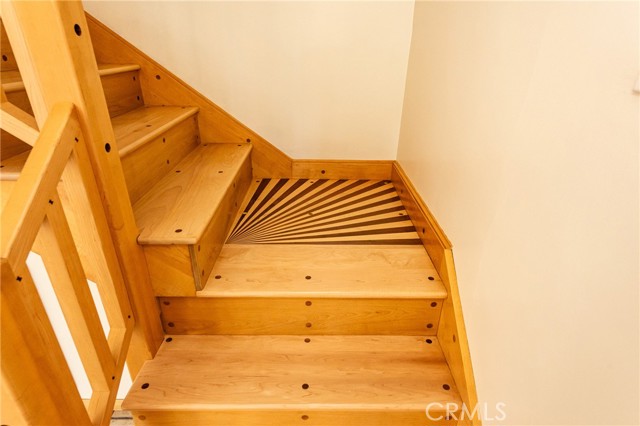 Detail Gallery Image 12 of 33 For 2007 W 180th Pl, Torrance,  CA 90504 - 4 Beds | 3 Baths