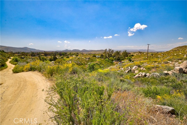 Detail Gallery Image 7 of 22 For 40600 Greico Way, Hemet,  CA 92544 - – Beds | – Baths