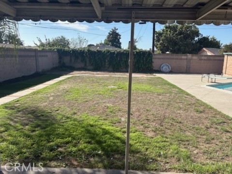 Detail Gallery Image 4 of 5 For 12621 Strathmore, Garden Grove,  CA 92840 - 3 Beds | 2 Baths